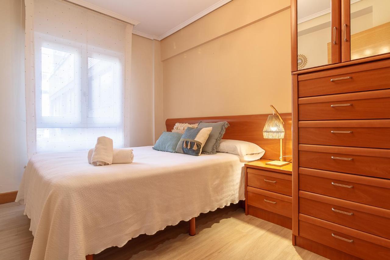 Fika, Vivienda Turistica Urbana Con Wifi Apartment Bilbao Luaran gambar