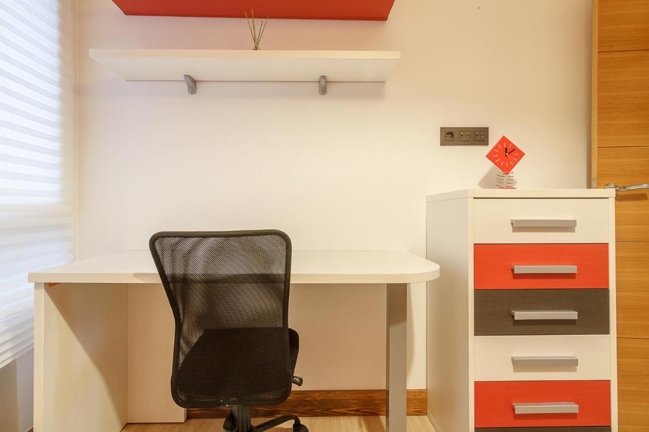 Fika, Vivienda Turistica Urbana Con Wifi Apartment Bilbao Luaran gambar