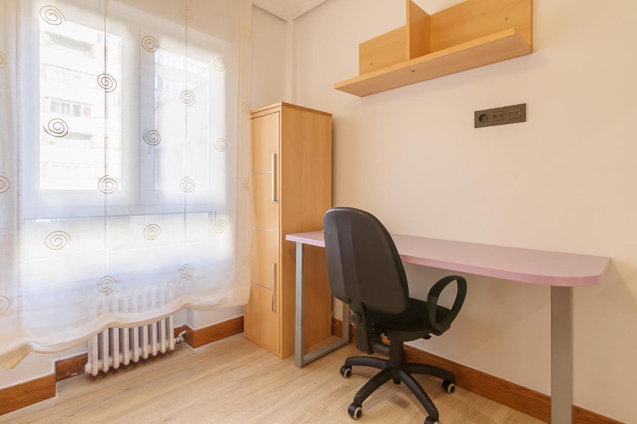 Fika, Vivienda Turistica Urbana Con Wifi Apartment Bilbao Luaran gambar