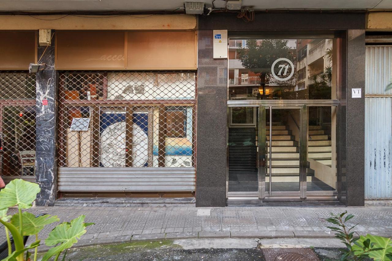 Fika, Vivienda Turistica Urbana Con Wifi Apartment Bilbao Luaran gambar